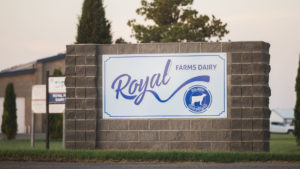 Royal Farms Dairy Sign